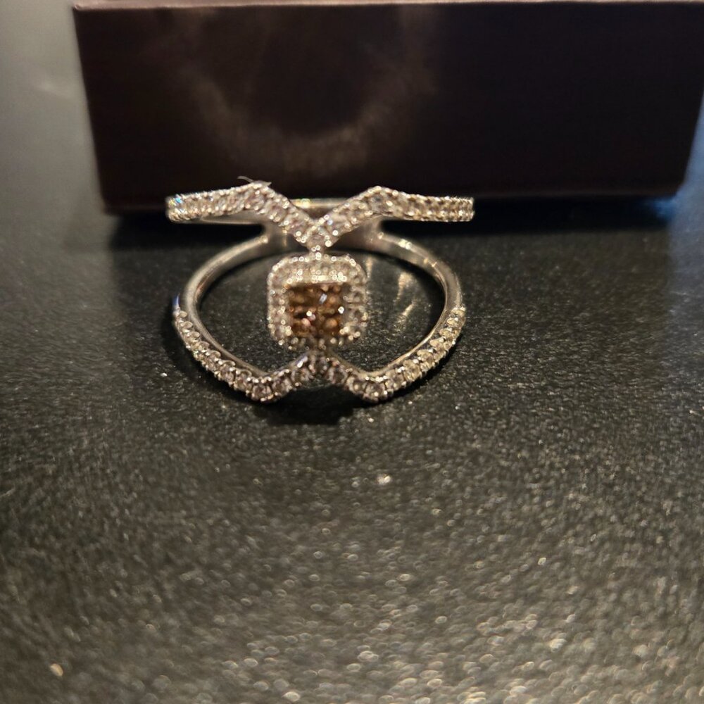 Le Vian criss cross 14k vanilla gold with chocolate diamond in center - Picture 4 of 4